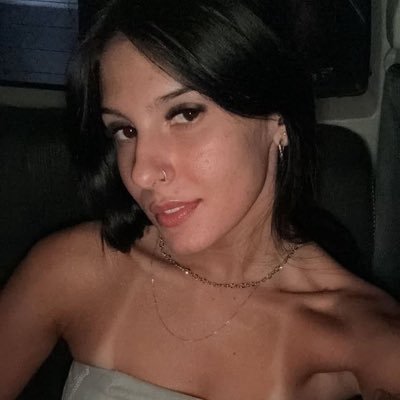 val's profile picture