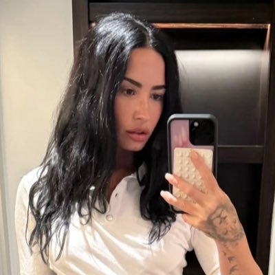 chimneylovato's profile picture