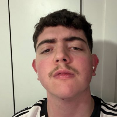 fakeido_'s profile picture