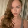 Profilbild von Molly Le Bon