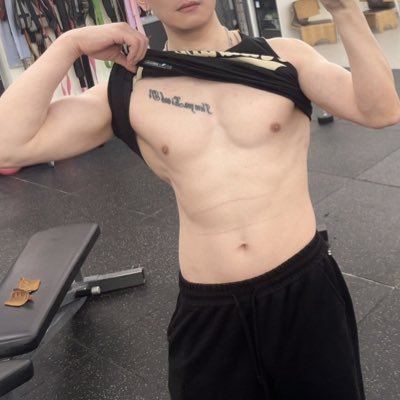 fengyi1069's profile picture
