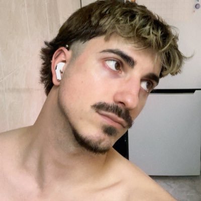 mytitsric0chet's profile picture