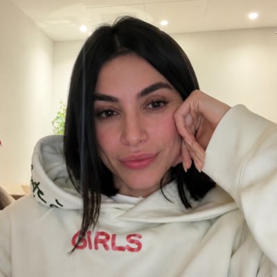 BⱯBYLOИ♟️🏳️🌈✨'s profile picture