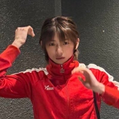 mvuszNe's profile picture
