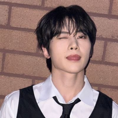 ze_roseokryu's profile picture