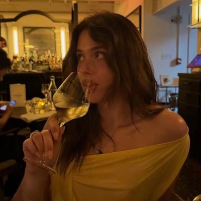 clauhsstvr's profile picture