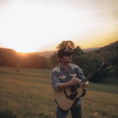 Shelby Lee Lowe's profile picture
