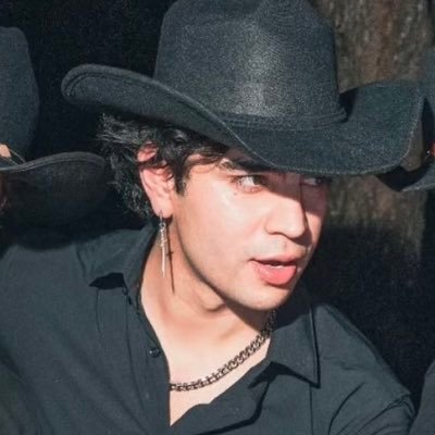 ⭒'s profile picture