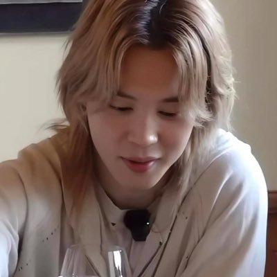 sora⁷'s profile picture