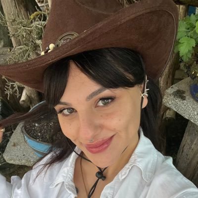 𝐑𝐄𝐒𝐀's profile picture