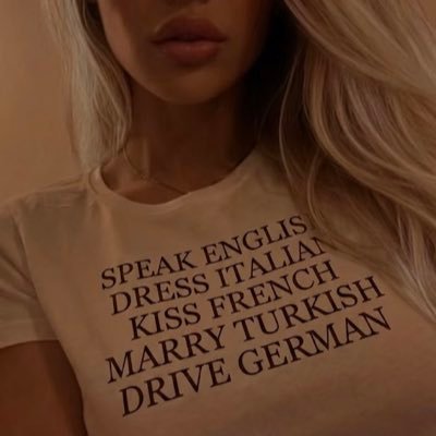 ezgi 𑣿's profile picture