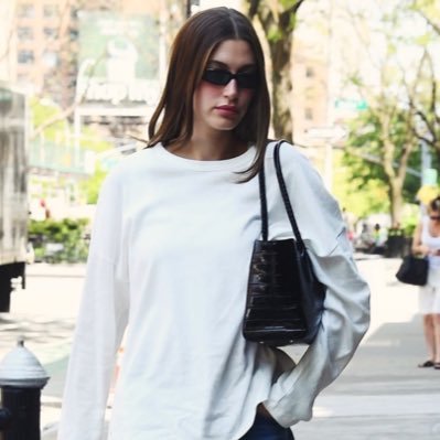 ⋆'s profile picture