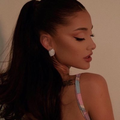 petalbegged's profile picture