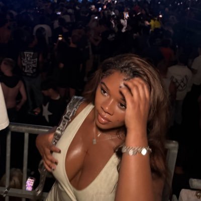 KoKo🩰's profile picture