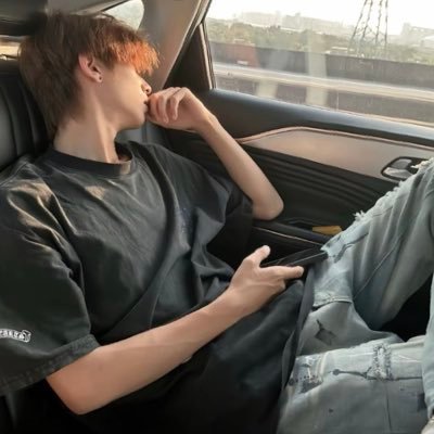John18de's profile picture