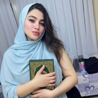 Yasmeen7689's profile picture