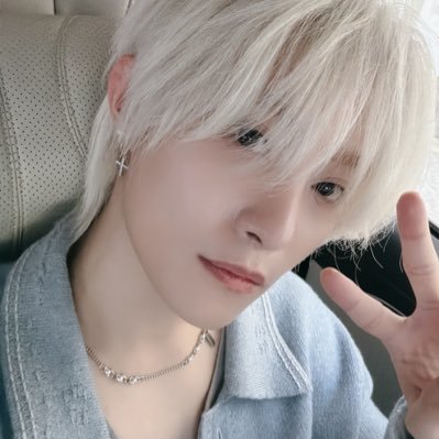 rebz ♱'s profile picture