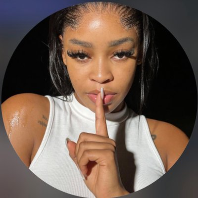 AnnaMaevee's profile picture