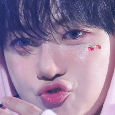 2313CHIVE's profile picture