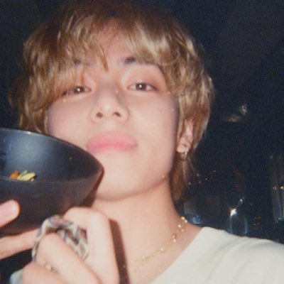 𝐩𝐚𝐮𝐥𝐚⁷ WILL SEE BTS!'s profile picture