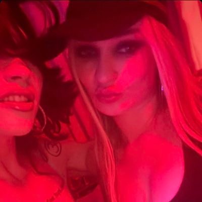 a 🤍's profile picture