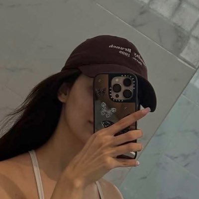 ᵖˡˢ clara's profile picture