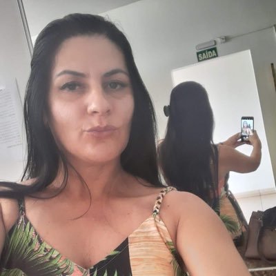 Coroasarrumada's profile picture