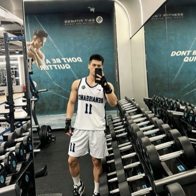 W3584279375's profile picture