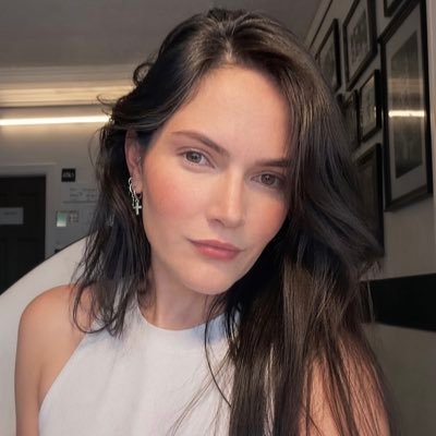 Alice Souza 👾's profile picture