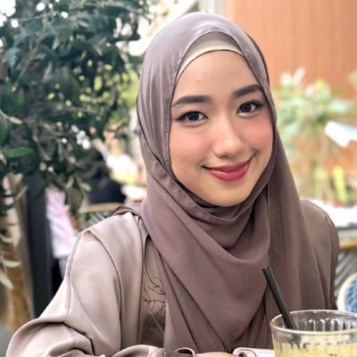 芳芳🍉's profile picture