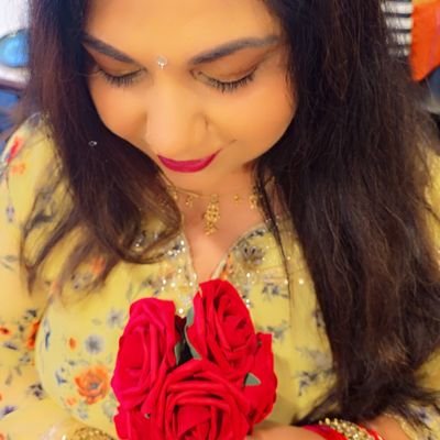 OutspokenDesi's profile picture