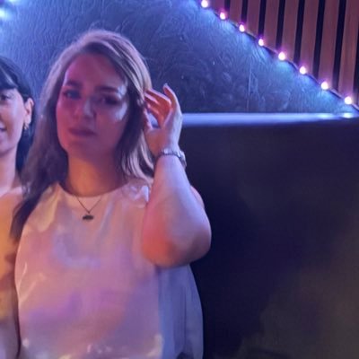 پناه ایران (مامان پلها)'s profile picture