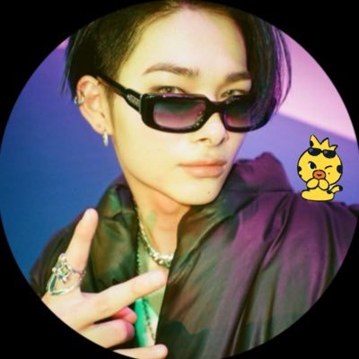 h's profile picture