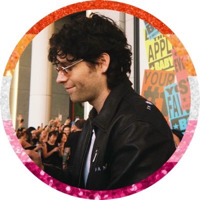 lesbians4luke's profile picture