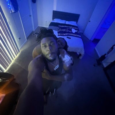 MrMrs2freakyy's profile picture
