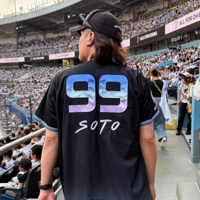 👑SHINKING👑's profile picture