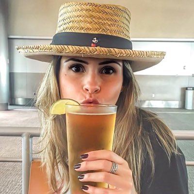 lili ˢᵉᵖ 🧙🏻‍♀️'s profile picture