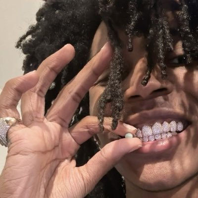 fwjames_'s profile picture