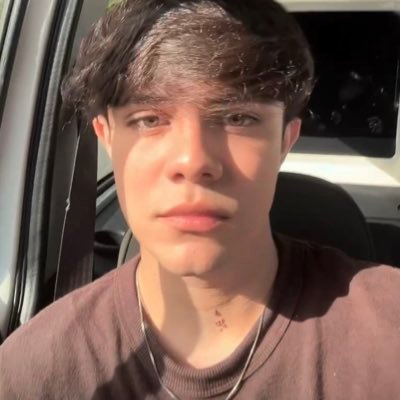 junior's profile picture