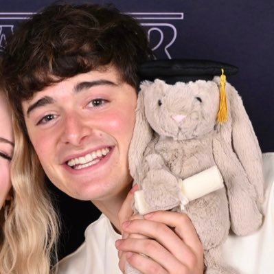 elle's profile picture
