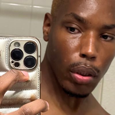 itsecret93's profile picture