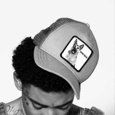 4̶𝙧𝙚𝙖𝙡༒'s profile picture