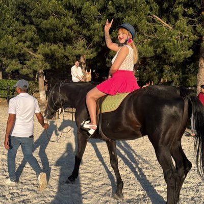 ECRİN DİLEK GÖKÇE 💚✨'s profile picture