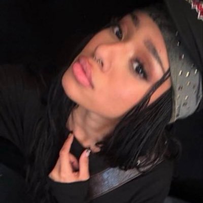 sof🌙's profile picture