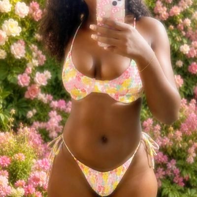 Party-gets-me-wetter's profile picture