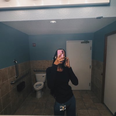 cmoncmere's profile picture