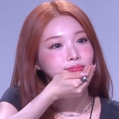 r ⭑.ᐟ's profile picture