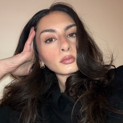 bebe jean's profile picture