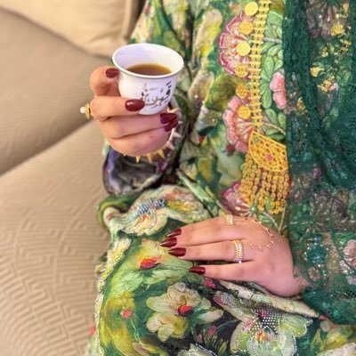 M🕊️💜's profile picture
