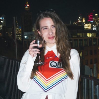 Polly's profile picture